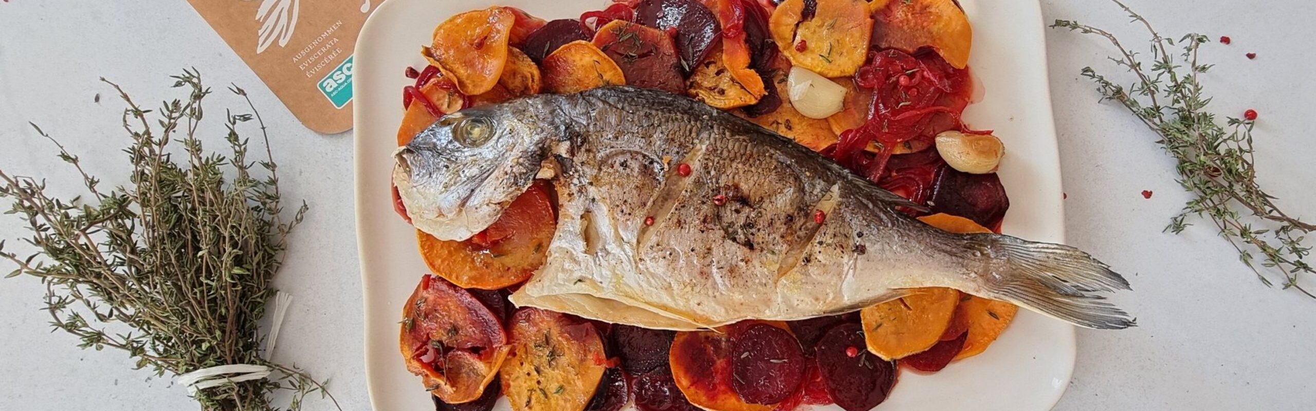 Orada iz pećnice s batatom i ciklom