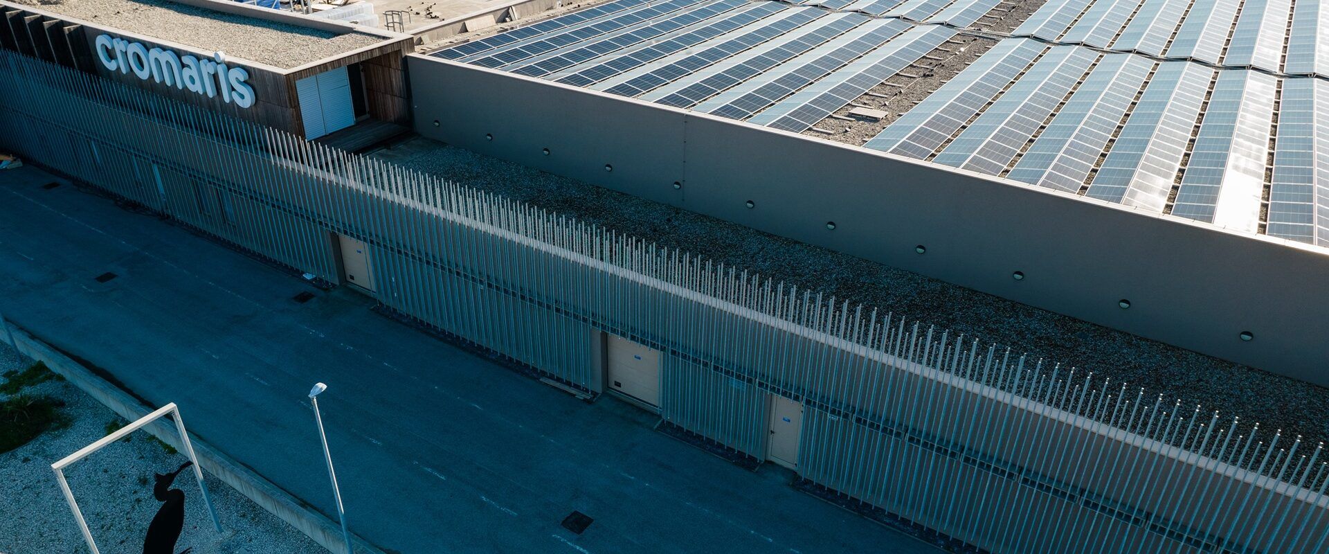 Radnik u mrijestilištu